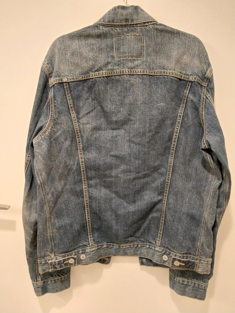 Levi's Strauss Vintage Distressed Jean Jacket - Picture 6 of 12
